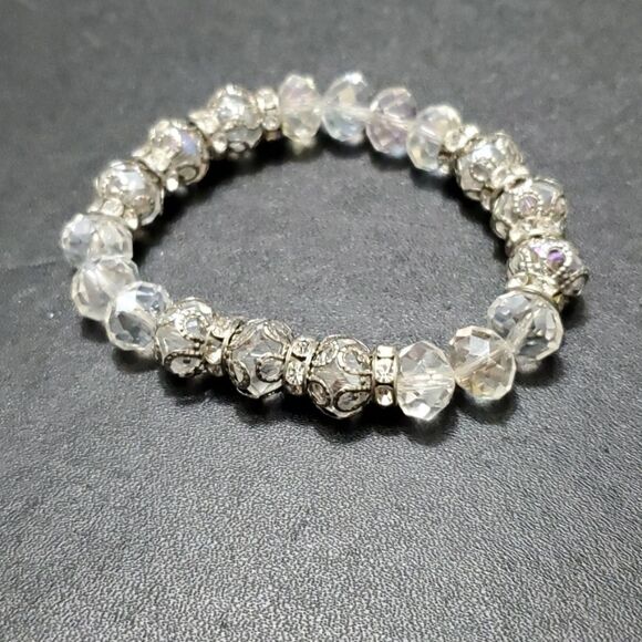 Silver tone sparkly beaded bracelet - Picture 3 of 9
